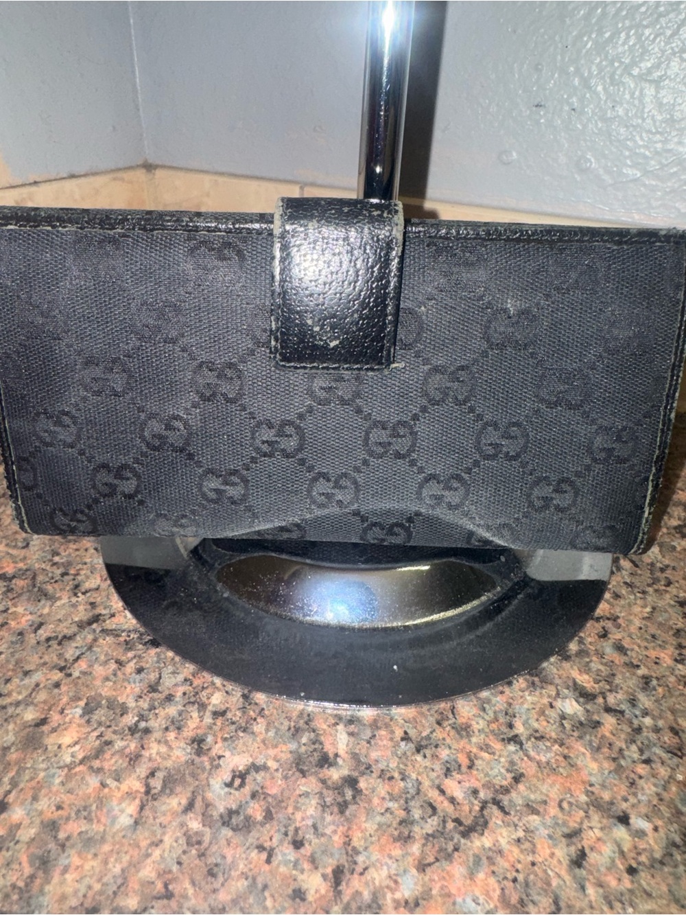Gucci Black GG Canvas Wallet - Picture 2 of 7